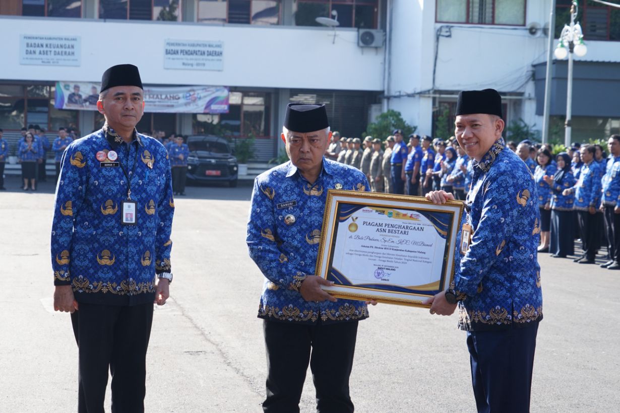 Inovasi Membuahkan Hasil, Plt. Direktur RSUD Kanjuruhan Raih Penghargaan ASN BERSTARI