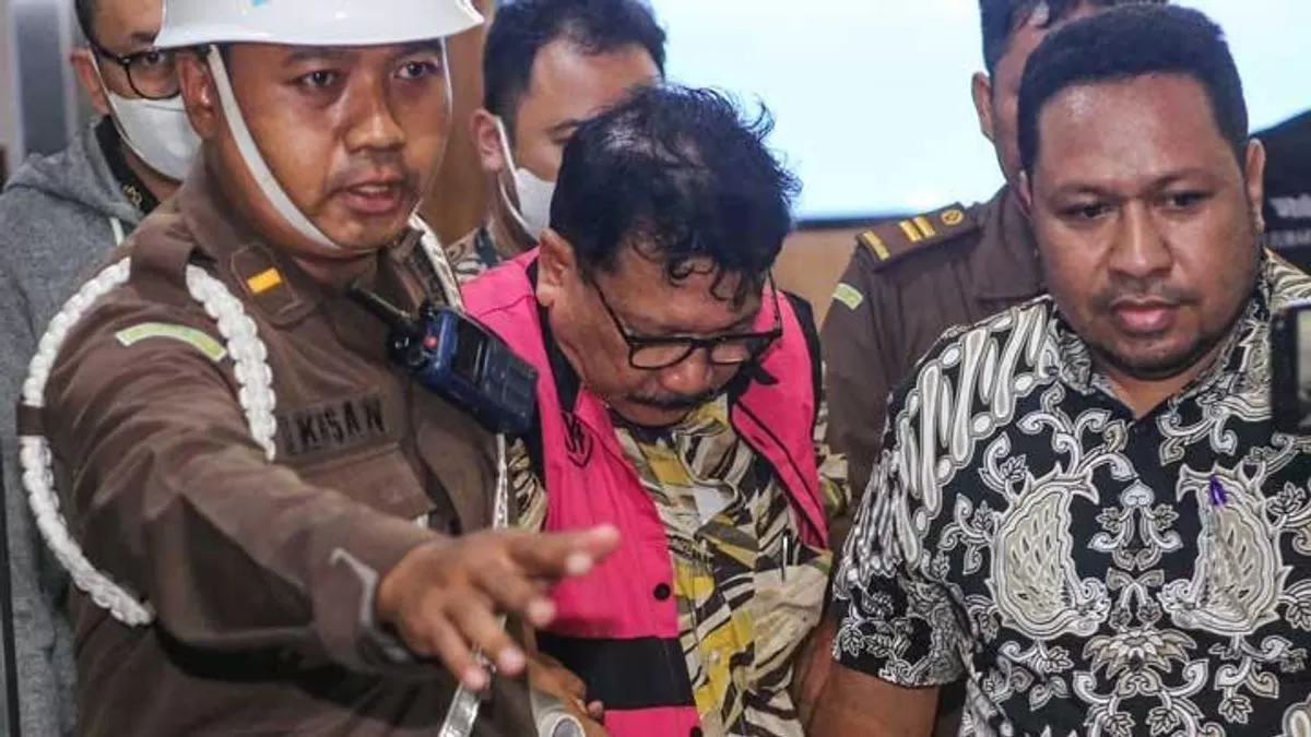 Mengejutkan! Eks Pejabat MA Tersangka Suap Vonis Bebas, Kejagung Temukan Uang Rp1 Triliun di Rumahnya