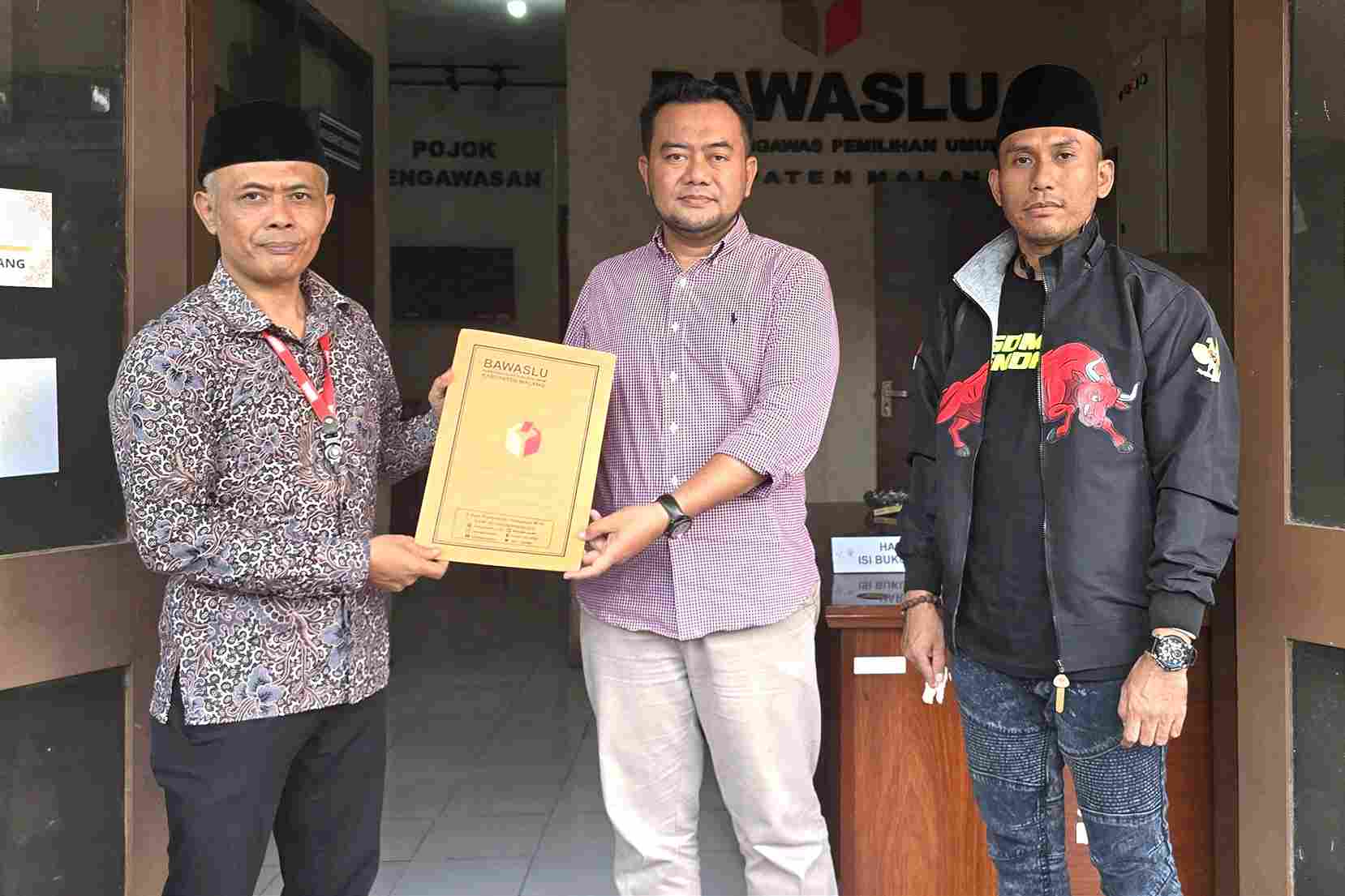 Tim SaLaf Bongkar Pelanggaran Kampanye: Sejumlah Kades Tertangkap Tangan Dukung Paslon GUS