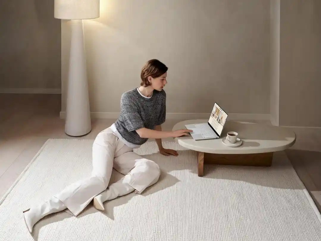 ASUS Zenbook S 14 OLED, Laptop Tipis Premium Pertama di Indonesia dengan Prosesor Intel® Core™ Ultra (Series 2)
