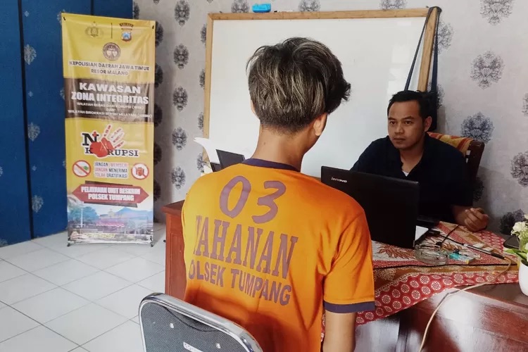 Begal Berkedok COD Handphone Diringkus Polres Malang, Satu Pelaku Masih Buron