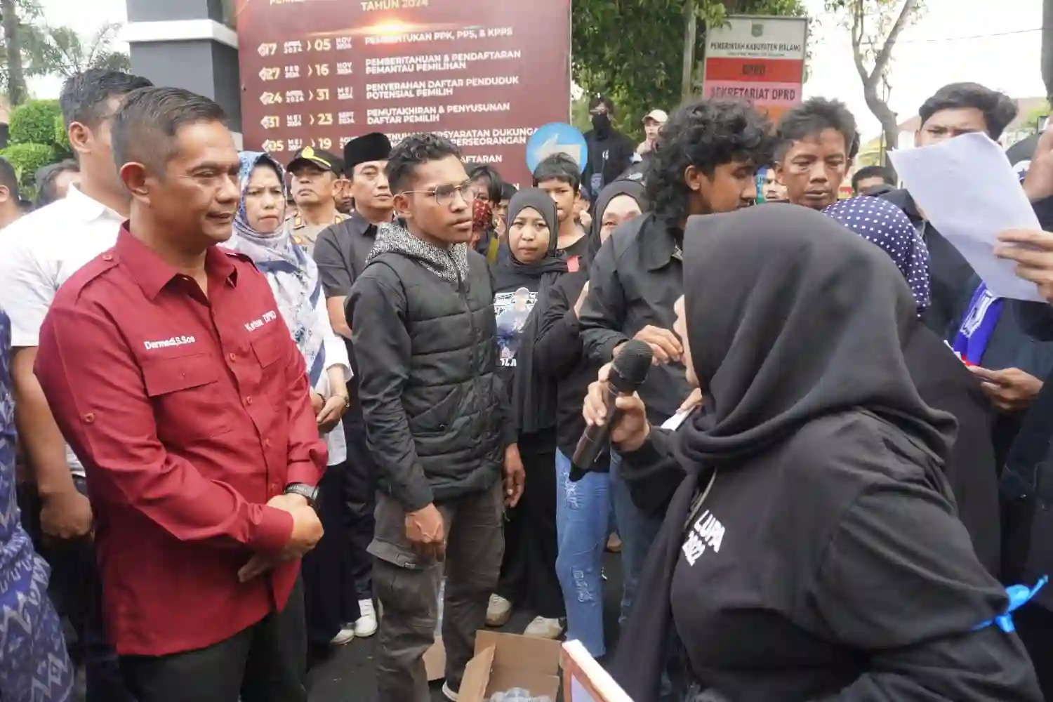 2 Tahun Berlalu, Keadilan Tragedi Kanjuruhan Masih Dituntut