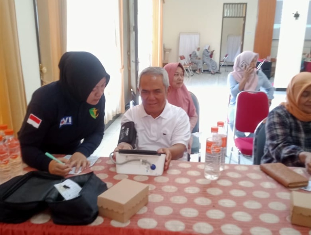 HKN Ke-60: Pemkot Batu Adakan Pemeriksaan Kesehatan dan Pengobatan Gratis bagi Warga