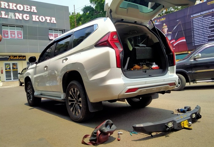 Viral! Pajero Pakai Stop Lamp Menyilaukan di Malang Kena Tilang, Pemilik Minta Maaf