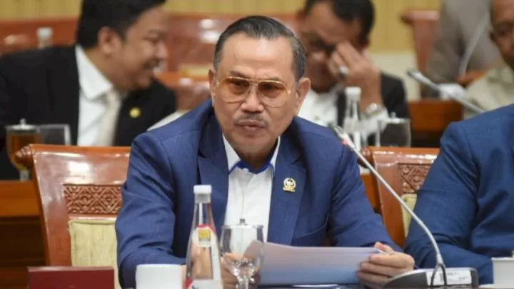 Kembali Beraksi! DPR Tekankan Pentingnya Pembatasan SIM Card untuk Perangi Judi Online