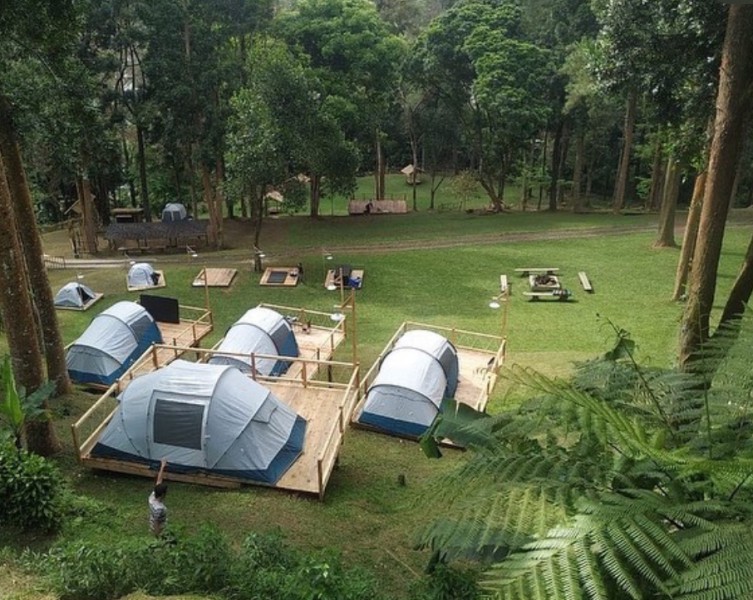Camping Keluarga di Sukabumi: Nikmati Keindahan Alam di Dibawah Bintang Selabintana
