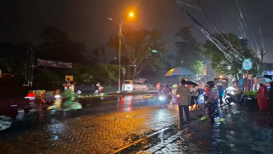 Kecelakaan Maut di Singosari Malang, Pengendara Motor Tewas Dihantam Truk Tronton