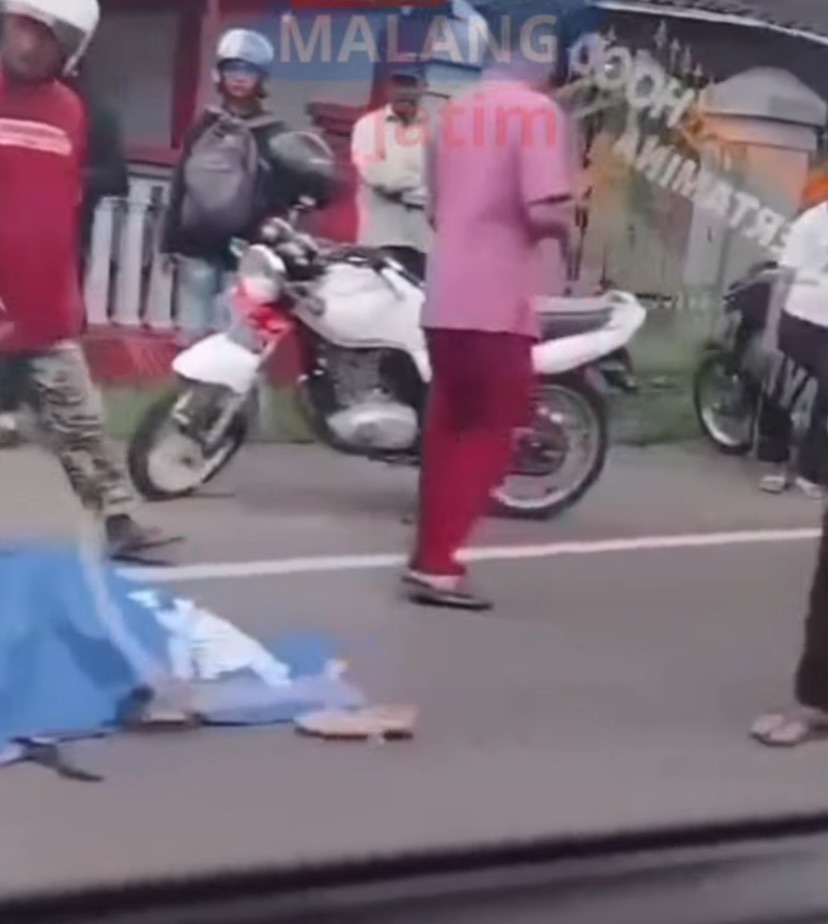 Kecelakaan Maut di Depan Balai Desa Gading Krebet, Korban Pelajar