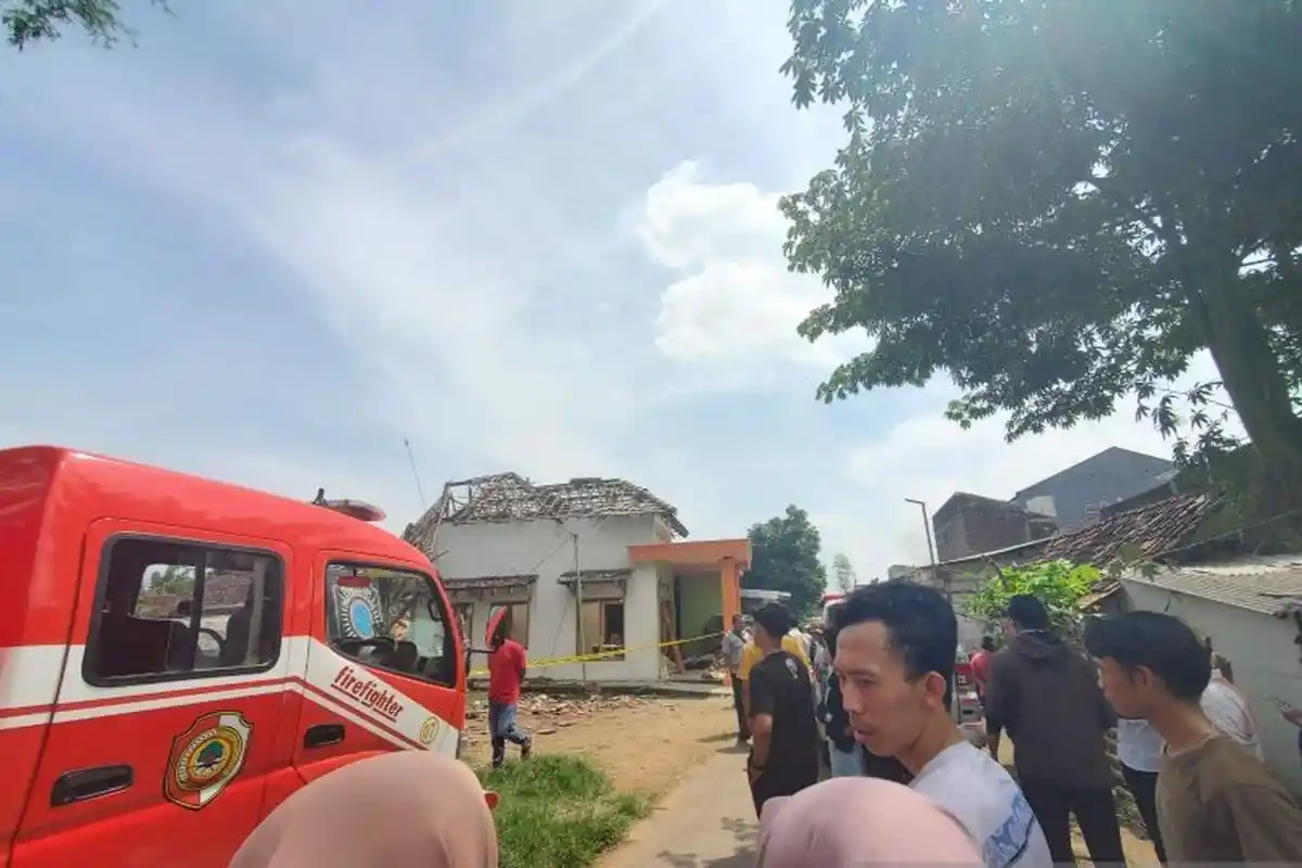 Ledakan Dahsyat Guncang Dusun Sumolawang: 2 Nyawa Melayang dan 5 Rumah Rusak