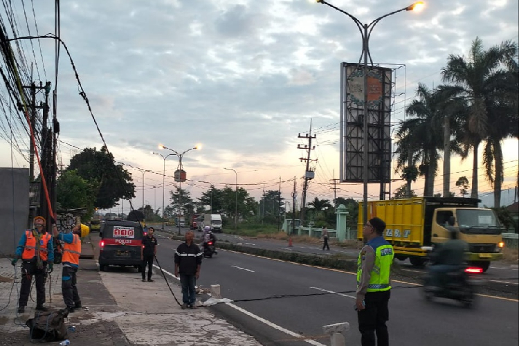 Kecelakaan Maut di Malang Diduga Akibat Kabel Melintang, Pengendara Motor Tewas