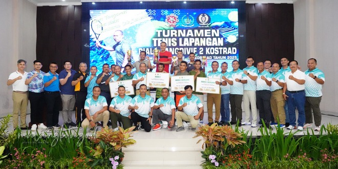 Pasangan Pemkot Malang Sapu Bersih Gelar Juara Turnamen Tenis Piala Pangdivif 2 Kostrad