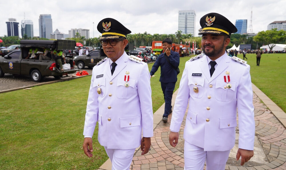Wajah Baru Pimpin Kota Batu: Nurochman dan Heli Suyanto Dilantik