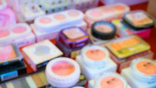 Kosmetik Palsu Berbahaya Beredar di Marketplace, BPOM Ungkap 5 Produk Mematikan