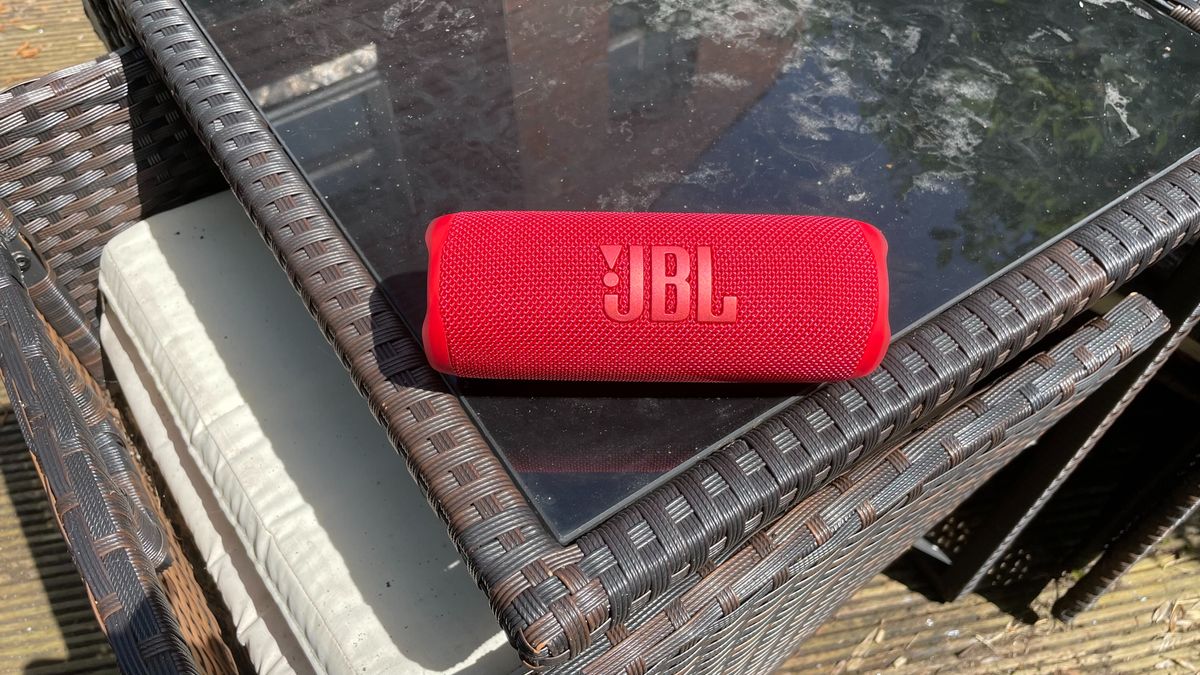 JBL Flip 7 Rilis: Upgrade Canggih AI dan Tahan Air Ekstrem