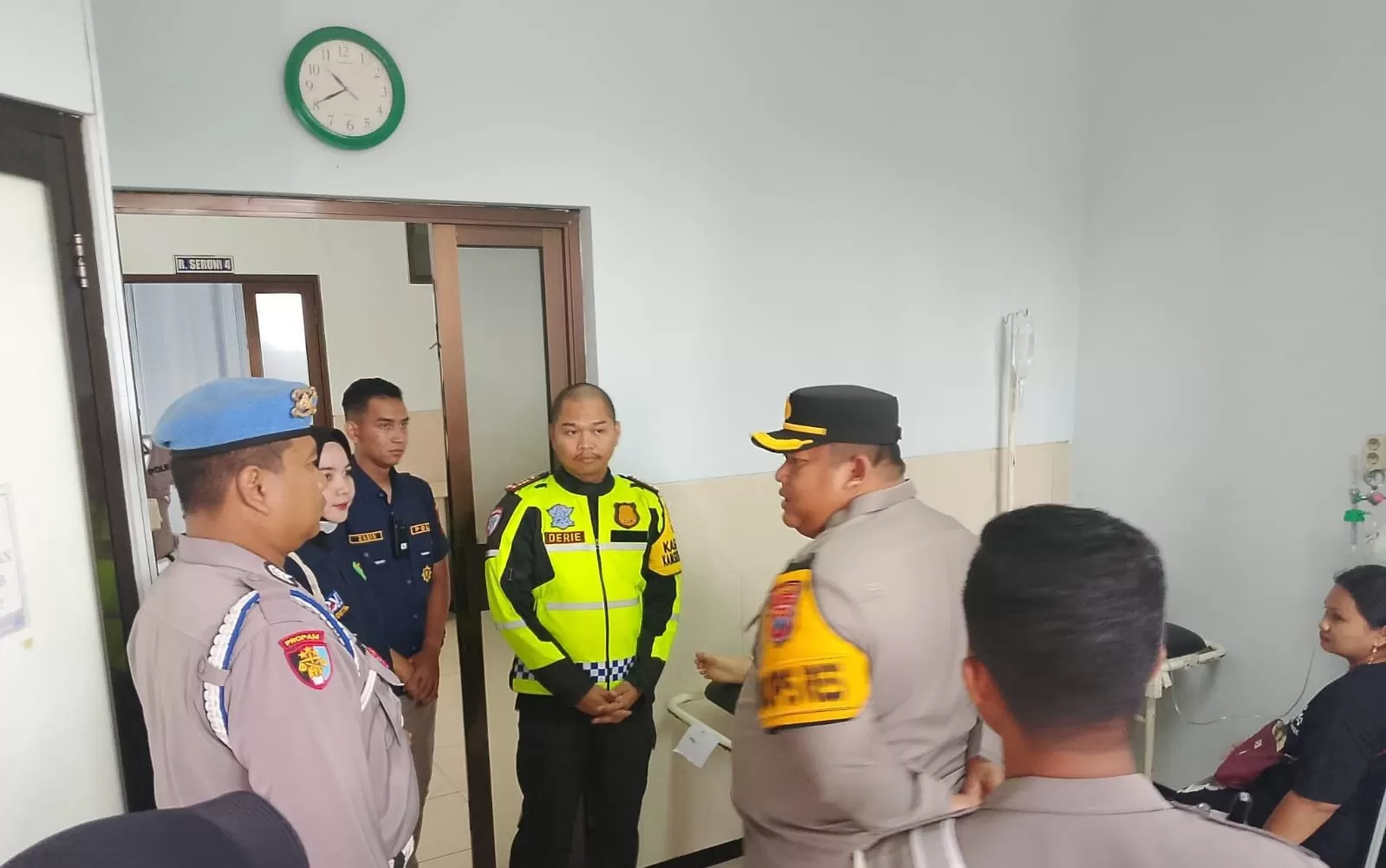 Kecelakaan Tragis di Tol Surabaya-Malang: Bus Dinas Polri Tabrak Rambu, Dua Korban Jiwa