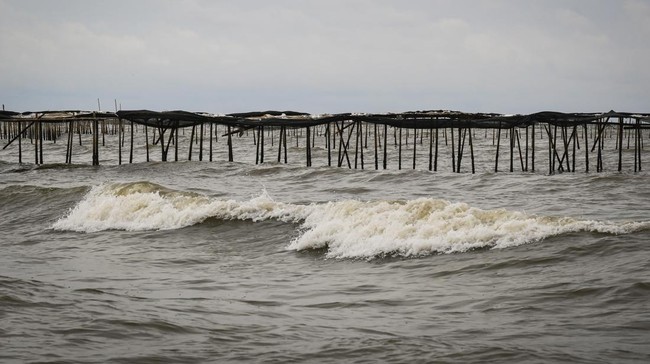 Terkuak! Pagar Laut Tangerang Masih Belenggu Nelayan Desa Kohod