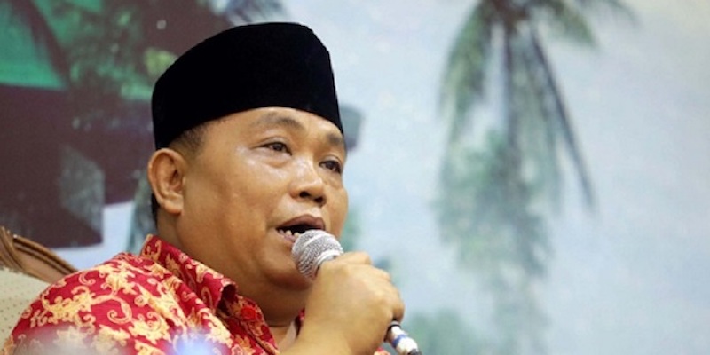 Seorang Politikus Kontroversial Menyarankan Militer Lebih Layak Memimpin Negara