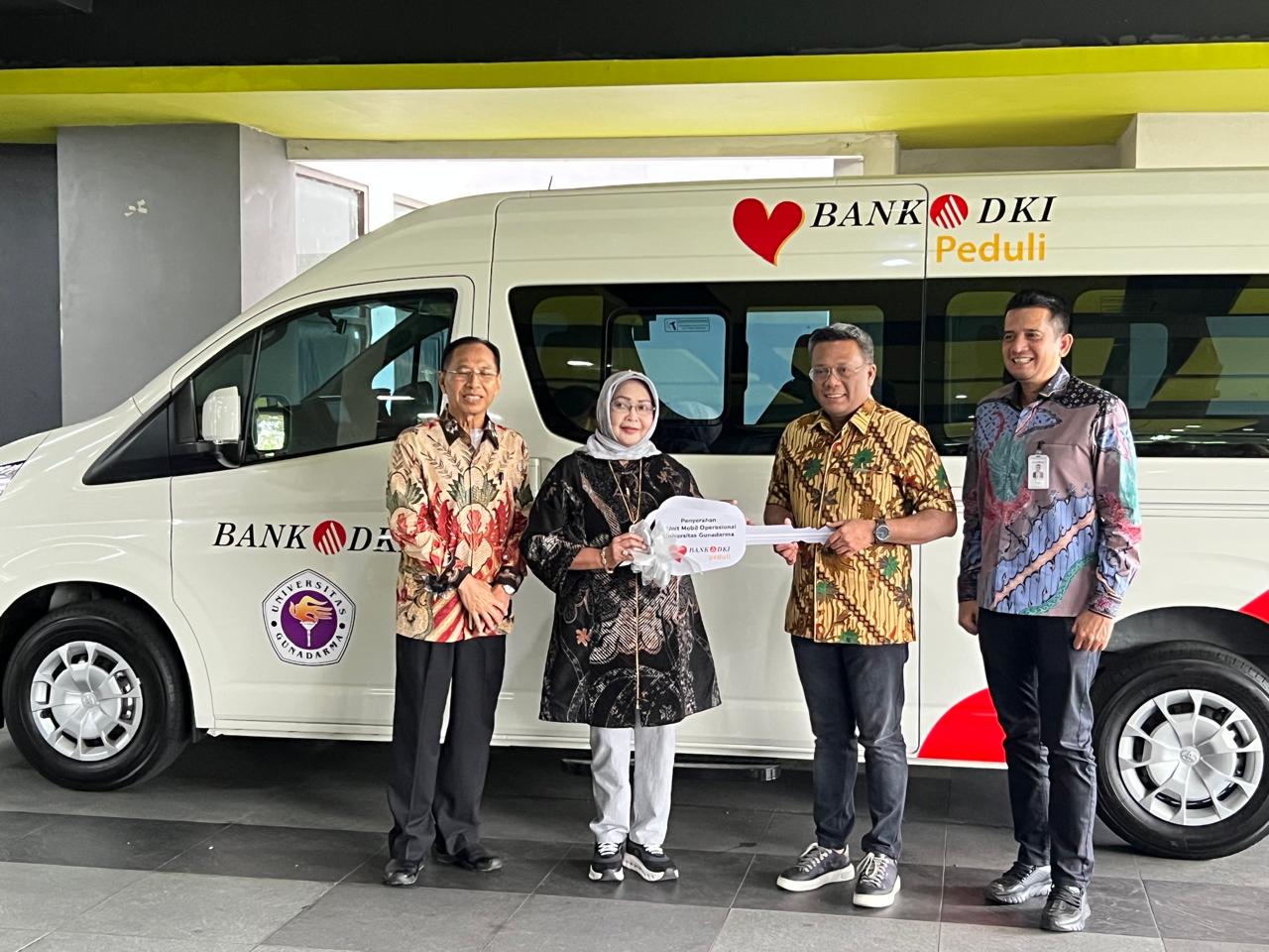 Mobil Operasional untuk Universitas Gunadarma, Hadiah Istimewa dari Bank DKI