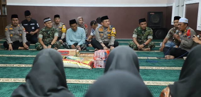 Anak Yatim dan TNI Diajak Safari Ramadan, Polresta Malang Kota Eratkan Silaturahmi