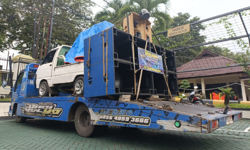 Kebisingan Truk Sound Horeg di Malang Ditertibkan Polisi