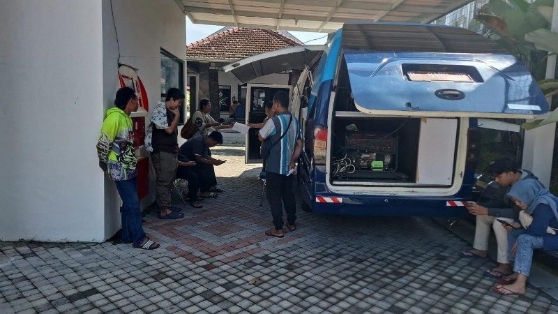 Antrian Panjang Warga Banyuwangi Demi Urus Administrasi Kependudukan Selama Libur Lebaran
