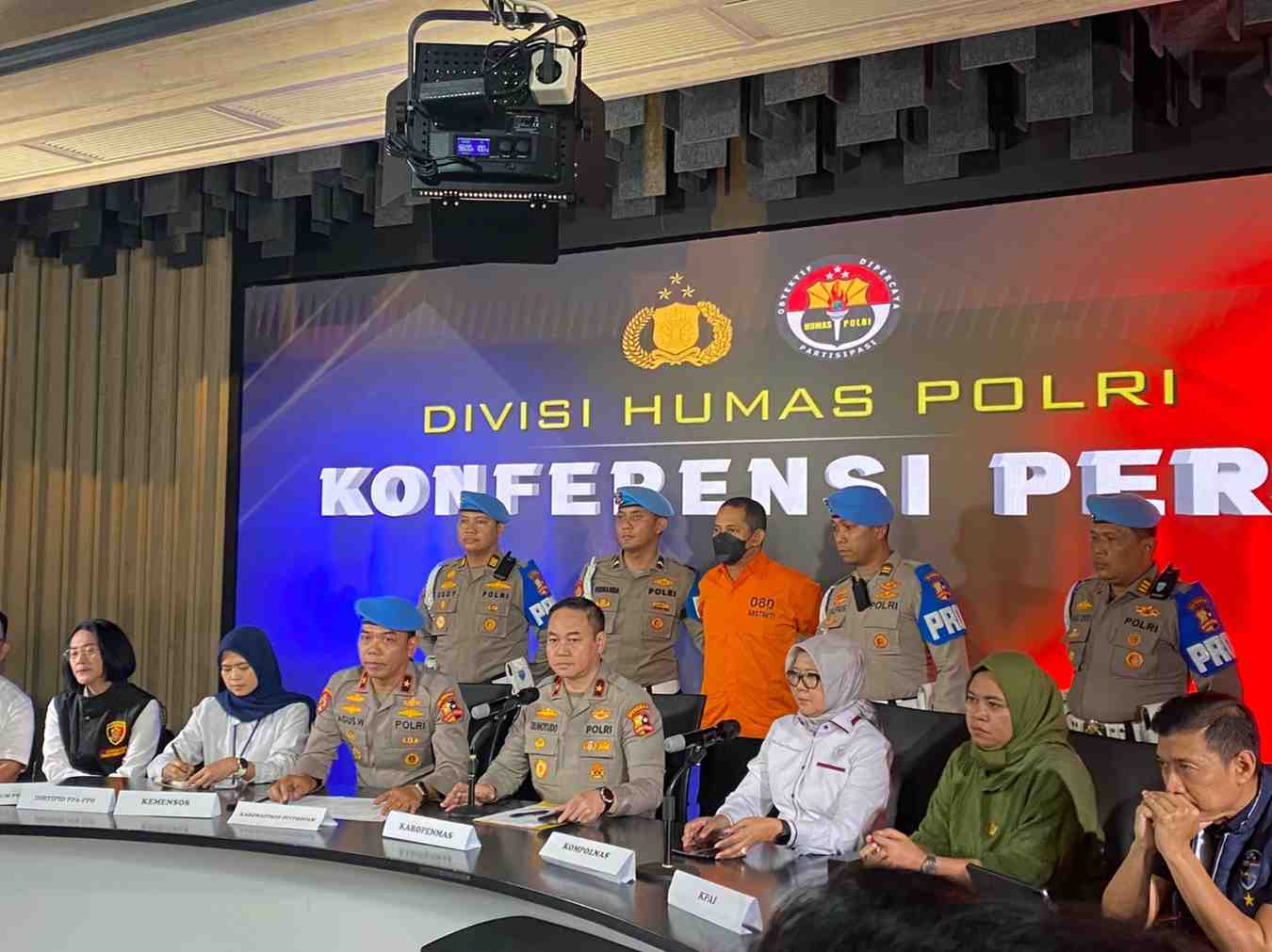 Mantan Kapolres Ngada Diduga Lakukan Pelecehan terhadap Empat Orang