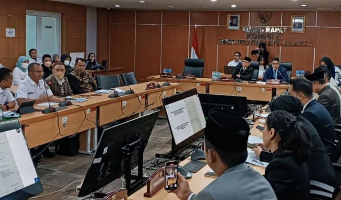 Wah, Pencairan KJP Plus Tertunda, Masyarakat Kecewa!