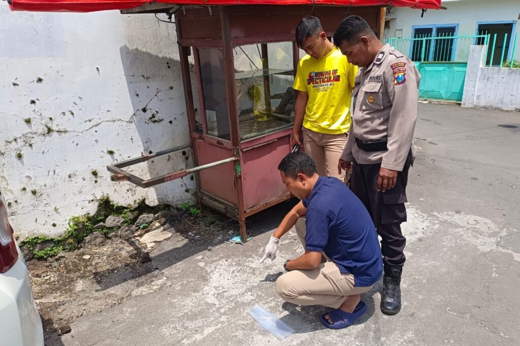 Penembakan Misterius di Lawang Tertangkap Kamera CCTV