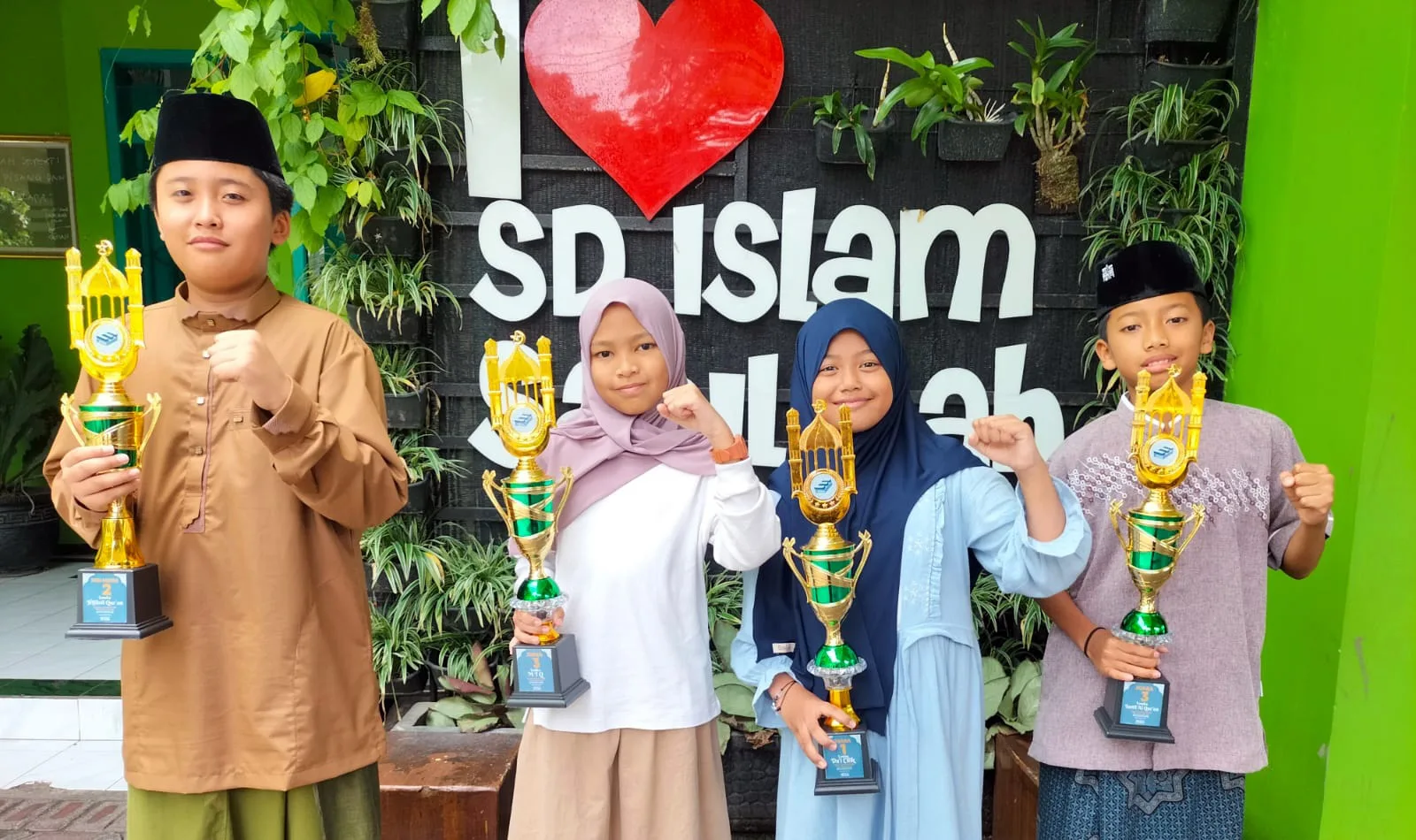 Siswa SD Islam Sabilillah Malang Tampil Memukau di Festival Anak Muslim