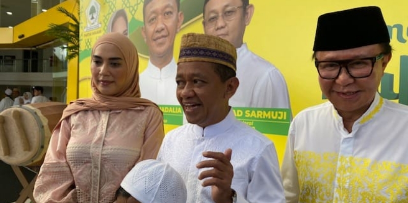 Tarif Listrik Nonsubsidi Tak Naik, Menteri ESDM Ajak Makan Opor Bareng!