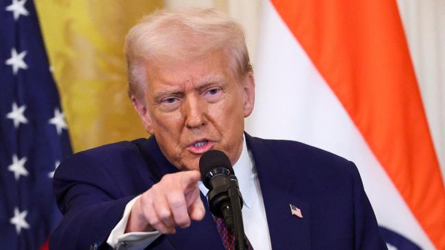 Tiongkok Mengamuk, Trump Naikkan Tarif Impor Hingga 245 Persen