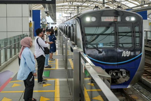 Rayakan Kemerdekaan Kartini, Nikmati Perjalanan Gratis dengan MRT, LRT, dan TransJakarta