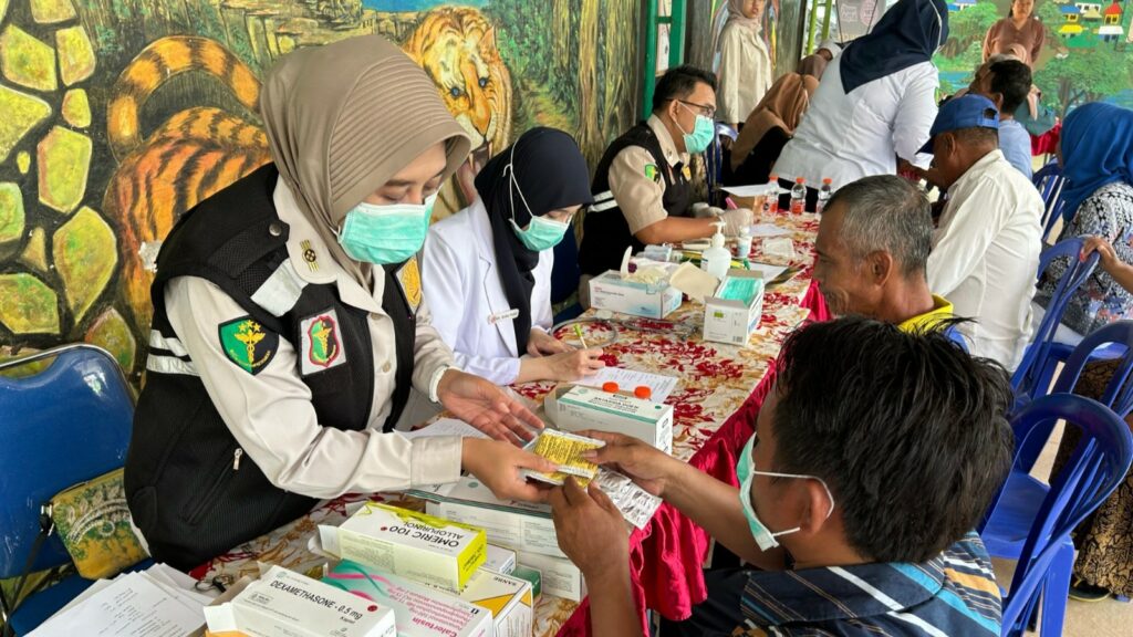 Kampung Tematik Malang Gelar Bakti Kesehatan Gratis untuk Warga