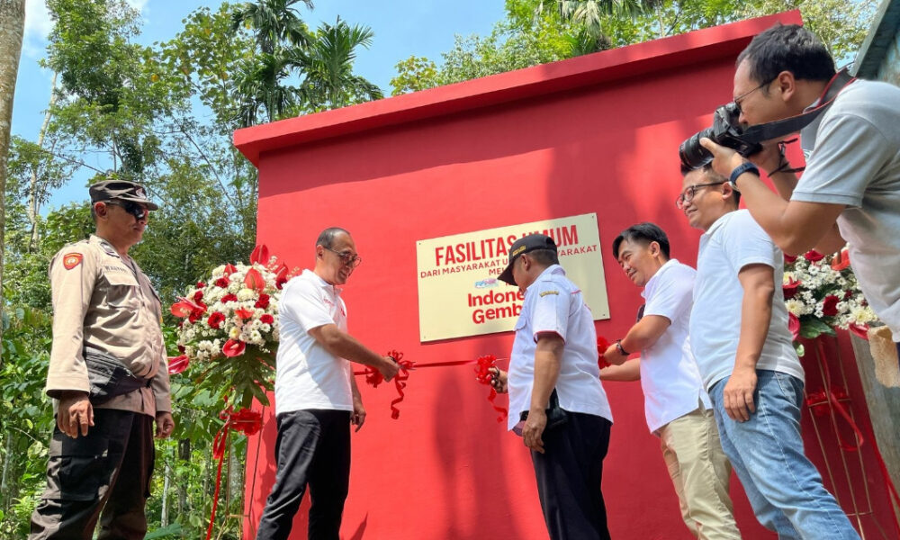 Telkomsel dan RANS Entertainment Bangun Fasilitas Umum di Tajinan Malang