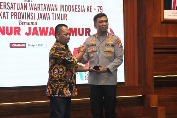 Komandan Polisi Ini Ubah Pelayanan Publik, Raih Penghargaan Bergengsi