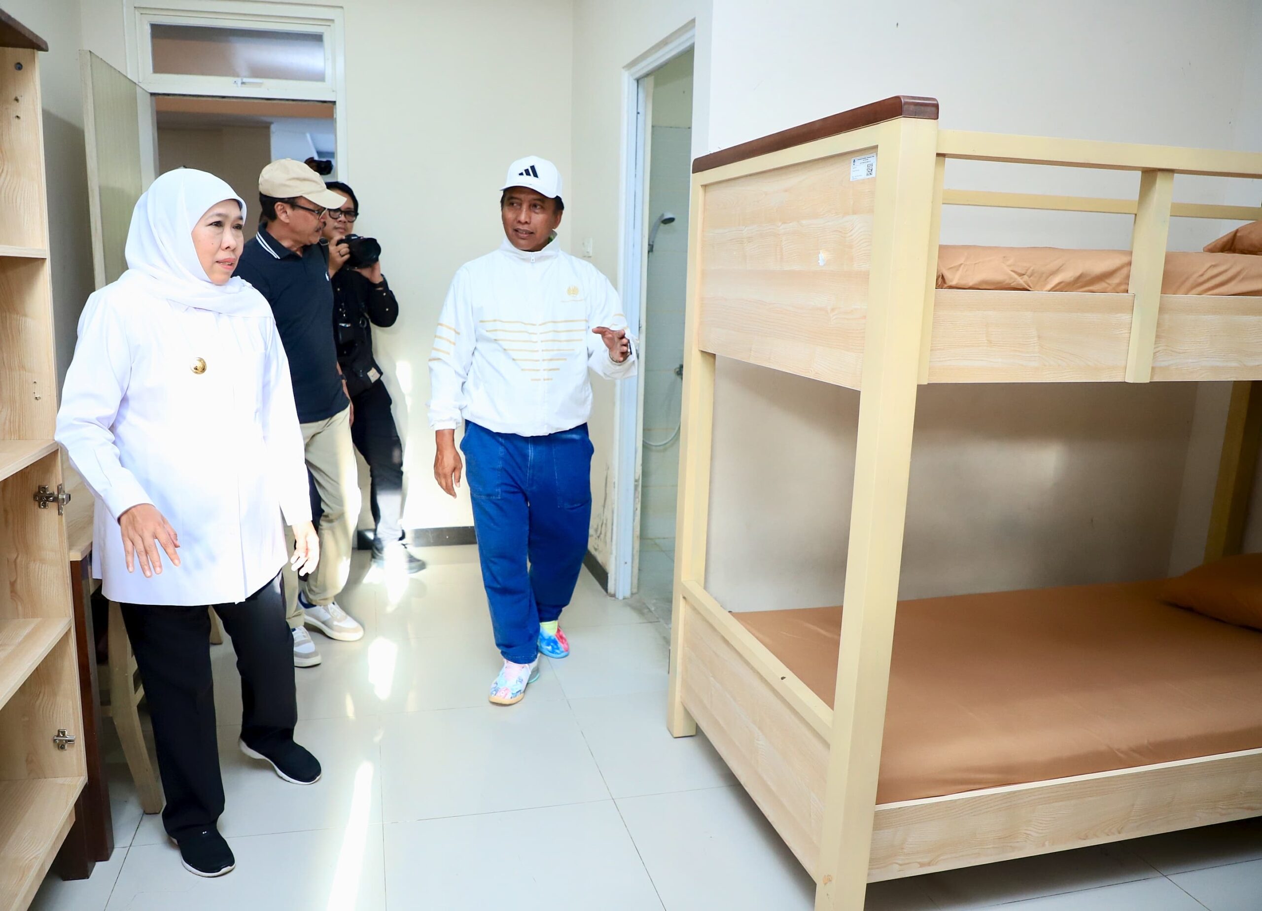 Sekolah Rakyat Inklusif di Unesa, Khofifah Tinjau Persiapan Tampung Siswa Berkebutuhan Khusus