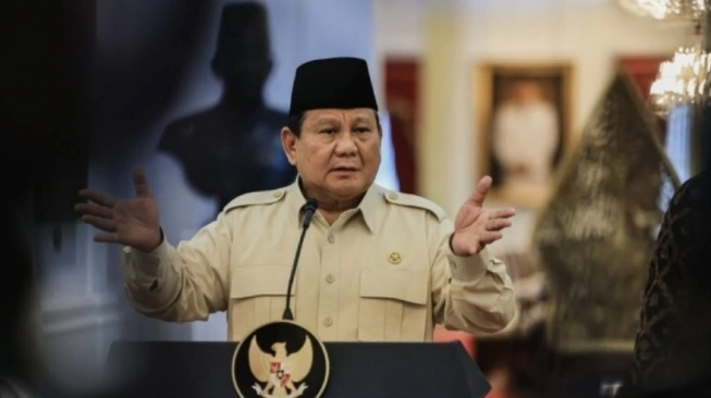 Apa yang Tersembunyi di Balik Penandatanganan UU TNI oleh Presiden Prabowo?