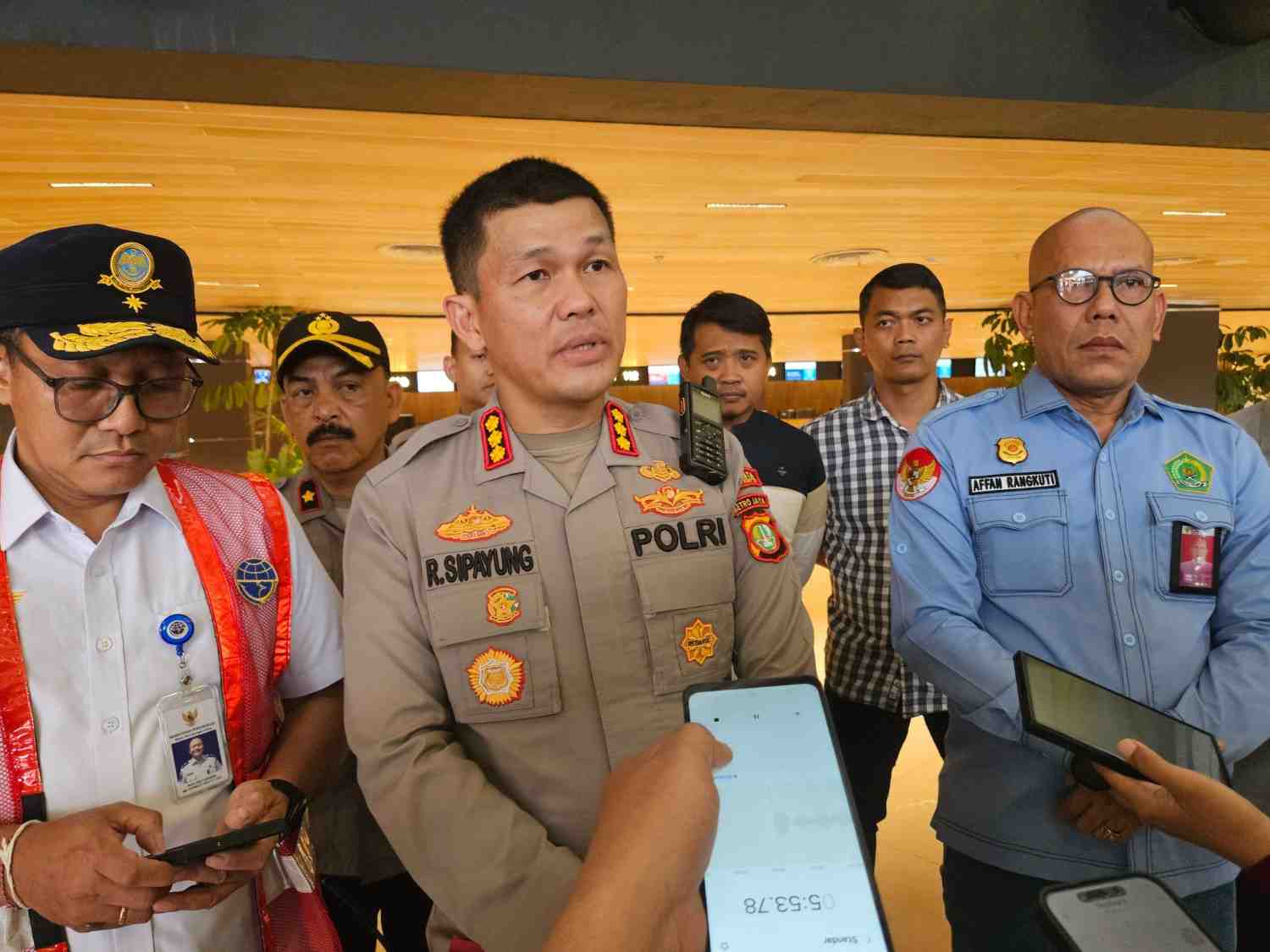 Penangkapan Jemaah Haji Ilegal Jelang Musim Ibadah 2025