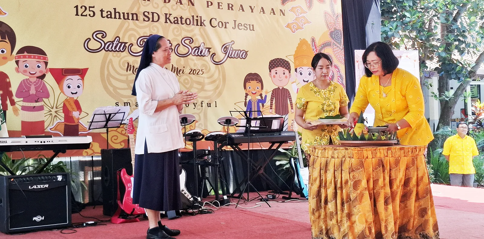 Kobarkan Semangat Serviam, Gebyar HUT Ke-125 SDK Cor Jesu Malang