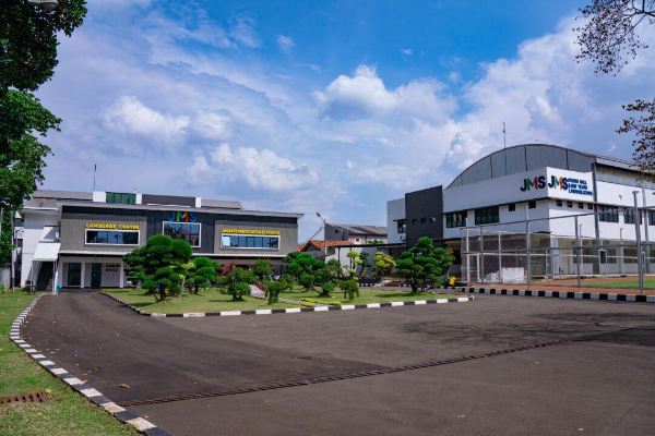 Rahasia 7 Sekolah Bebas Domisili di SPMB 2025, Siap Mengejutkan!