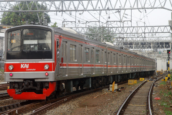 Naik KRL Cikarang-Bogor? Ini Tarif Terbaru 2025 dan Tipsnya Agar Perjalanan Lancar