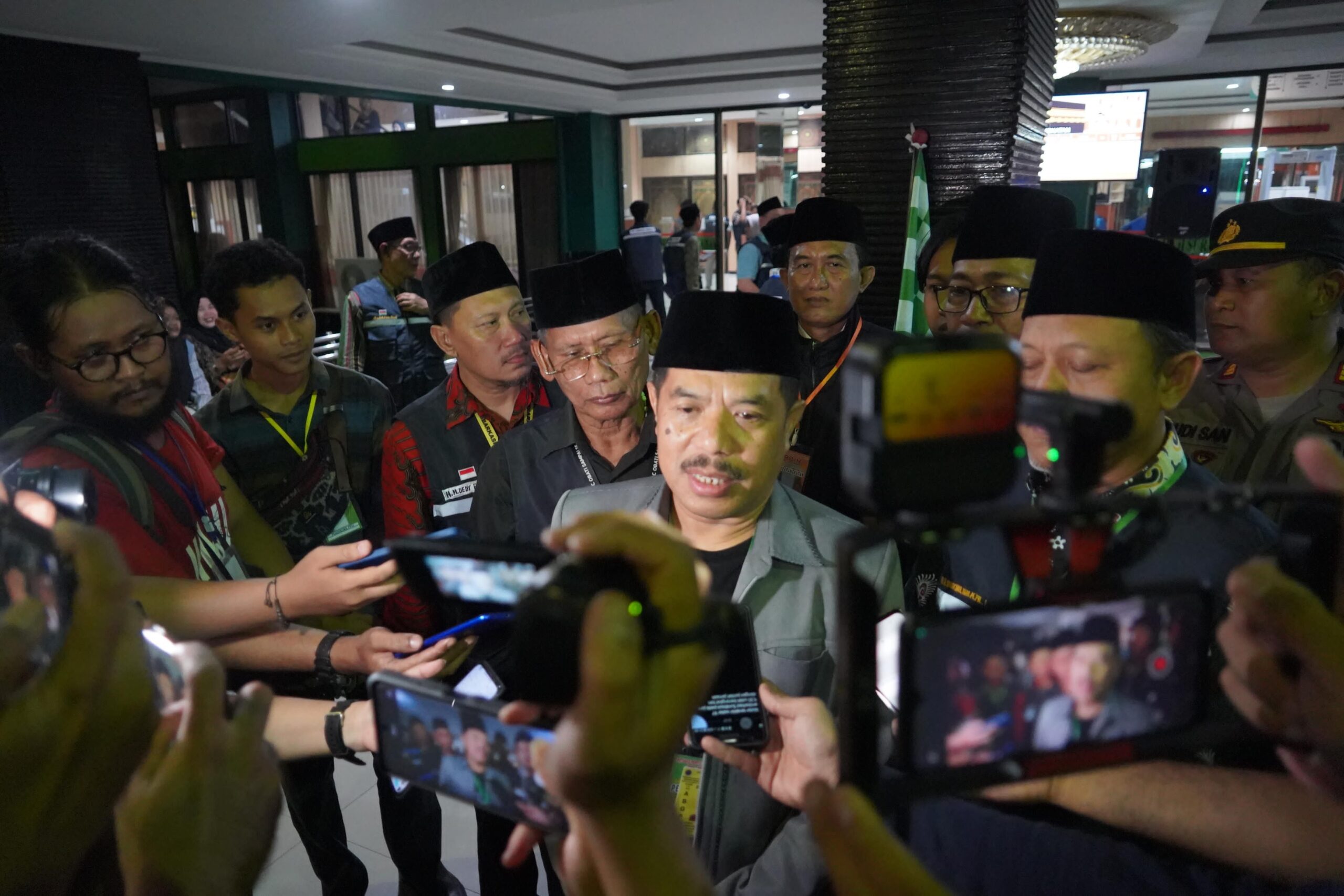 Aksi Pamungkas! 36.815 Calon Jemaah Haji Berangkat dari Surabaya