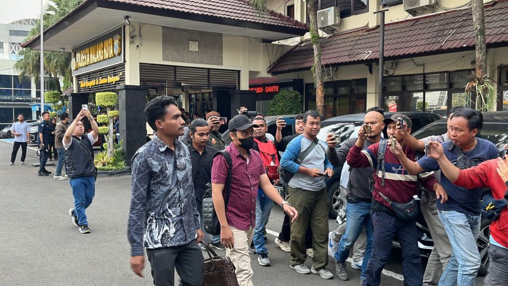 Terseret Kasus, Dokter AY Hadapi Panggilan Polisi Setelah Ditunggu 6 Jam