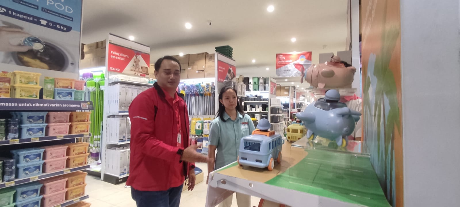 Surga Belanja Baru Arek Suroboyo di AZKO Margorejo