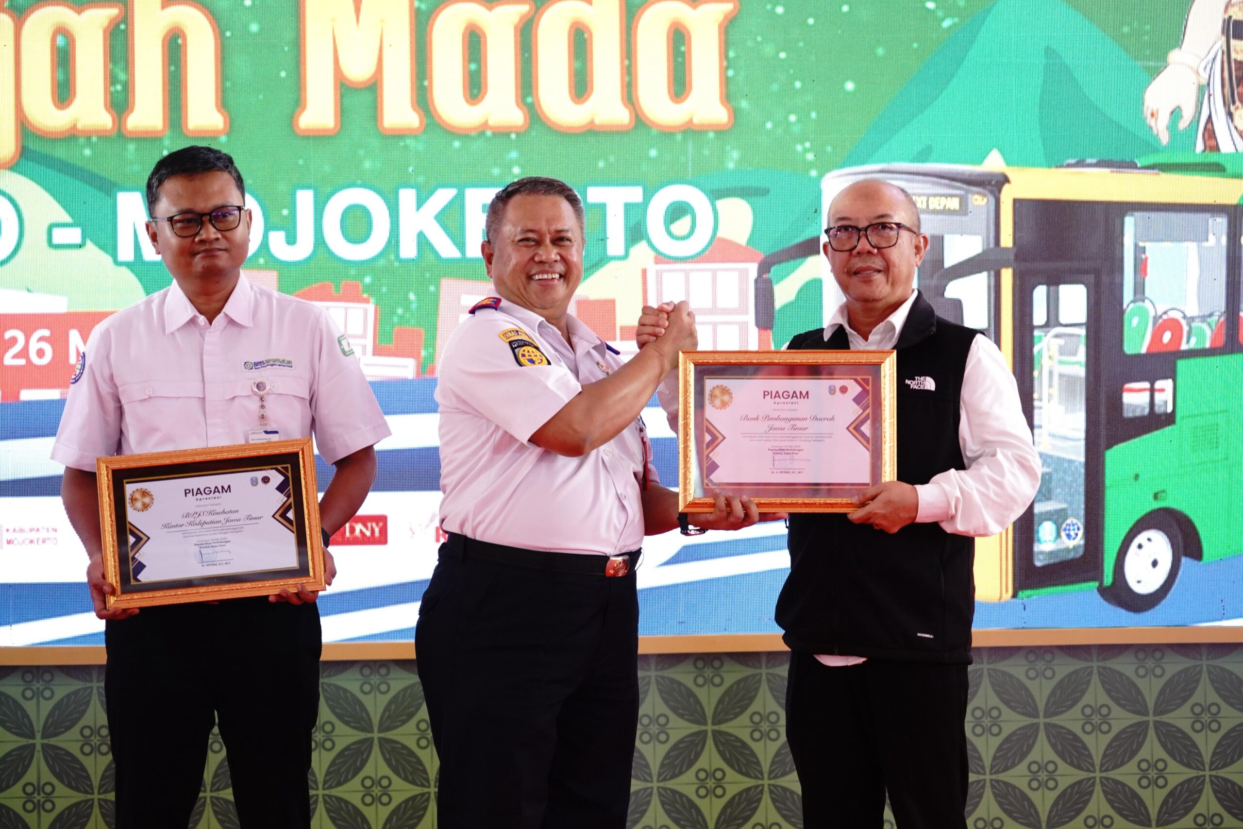 Layanan Non Tunai Trans Jatim, Inovasi BankJatim yang Diapresiasi Pemprov
