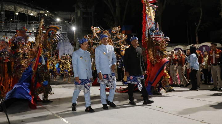 Kota Malang Curi Perhatian di Pawai Budaya Apeksi VII 2025