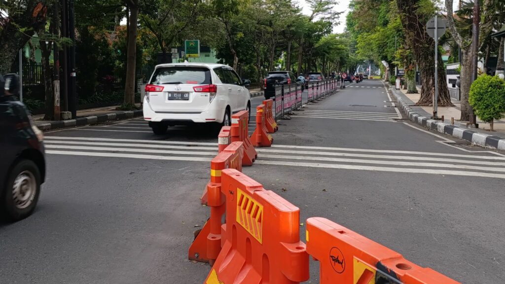 Uji Coba Ganjil Genap Diterapkan di Jalan Kahuripan dan Tumapel Malang