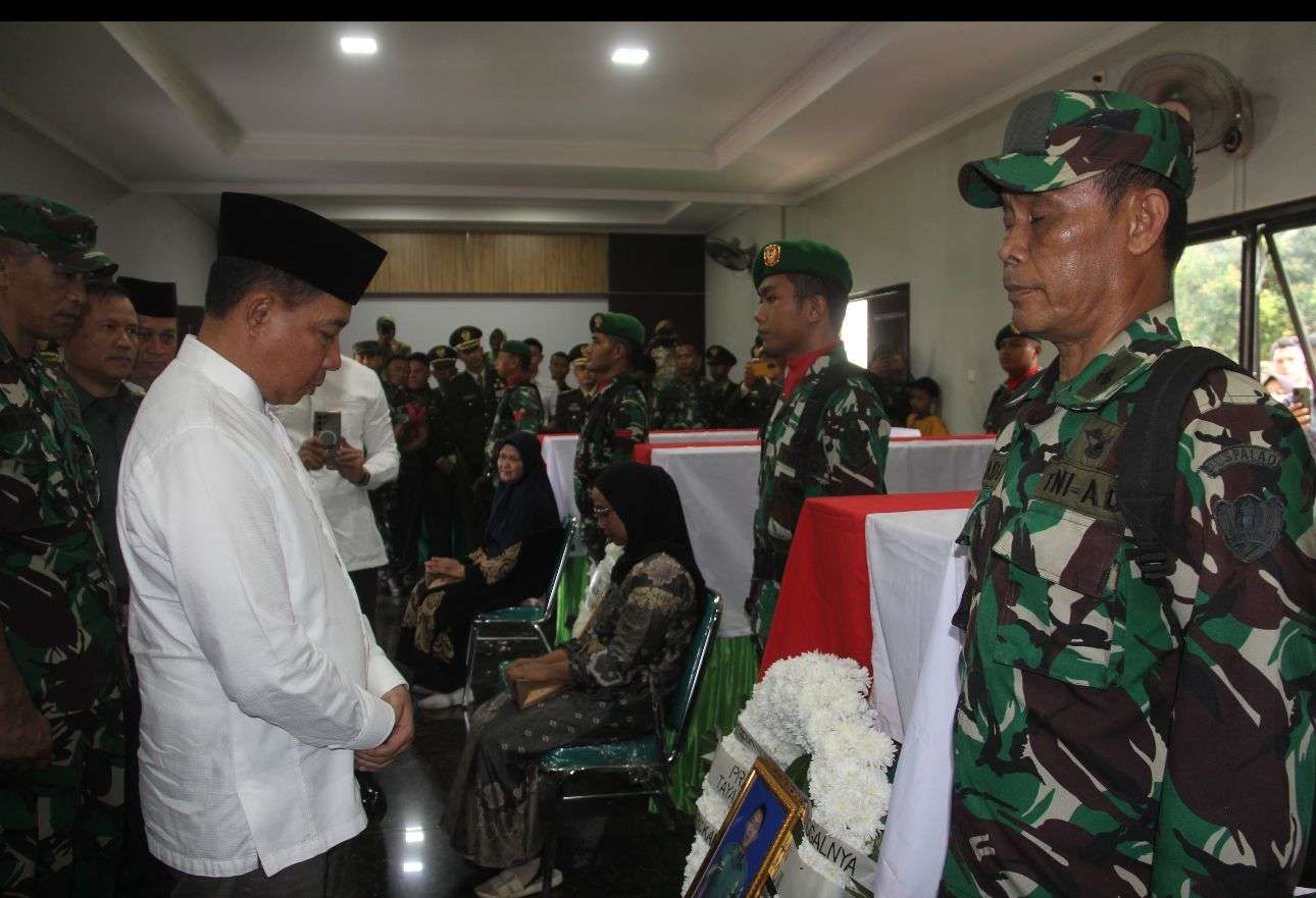Prajurit Gugur di Garut, Panglima TNI Beri Penghormatan Terakhir