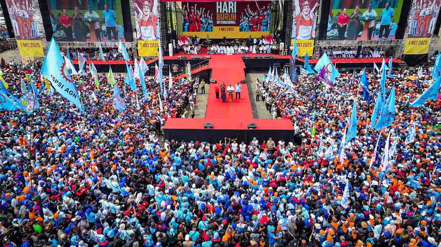 Prabowo Janji Perjuangkan Nasib Buruh di Masa Depan