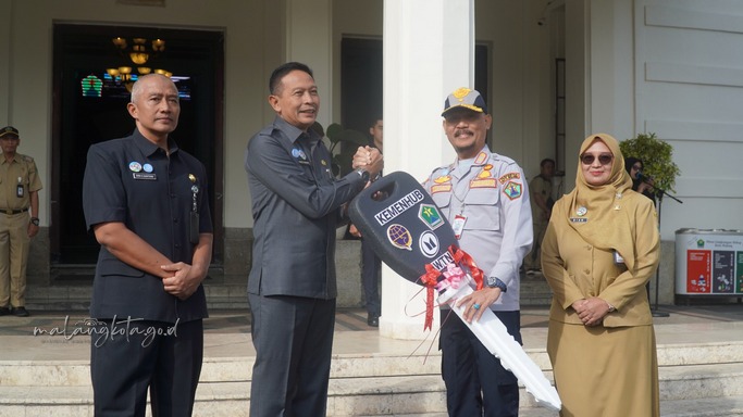 Malang Raih Tiga Kali WTN, Kota Ini Terima Bantuan Bus Sekolah